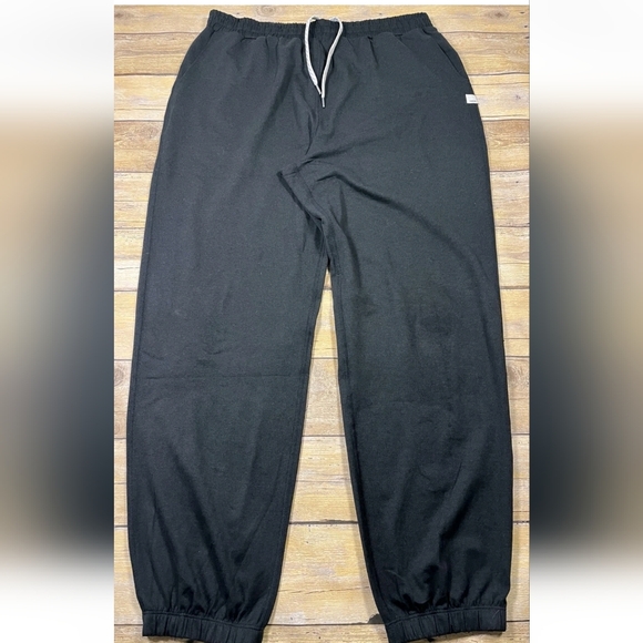 Vuori Women’s Boyfriend Cargo Sweatpant Black Heather Size Large - Picture 7 of 14
